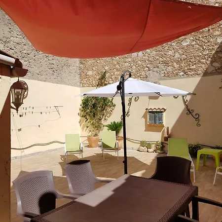 Holiday home Gite Le Chai *